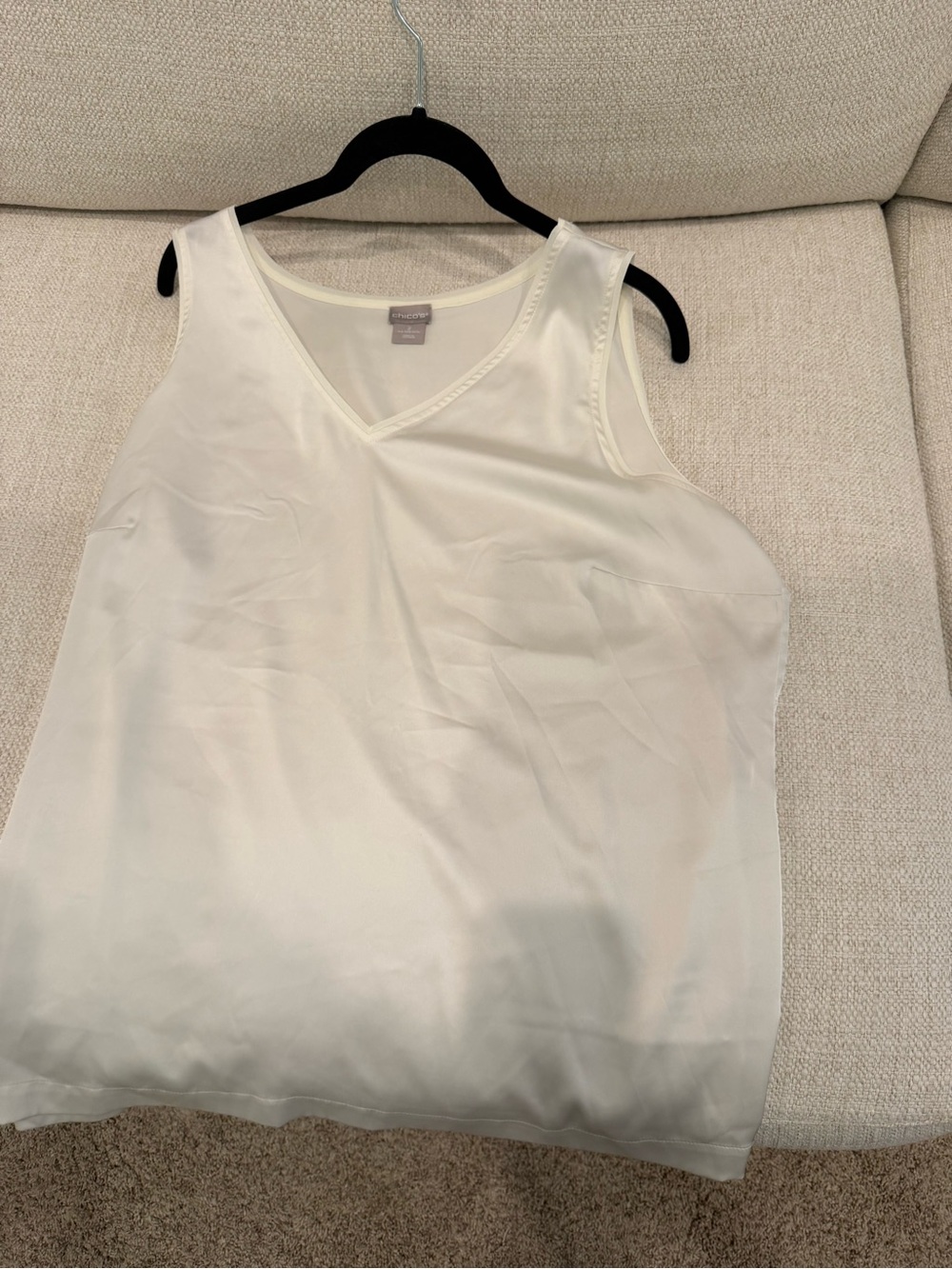 Chico's Cream V-Neck Sleeveless Shell